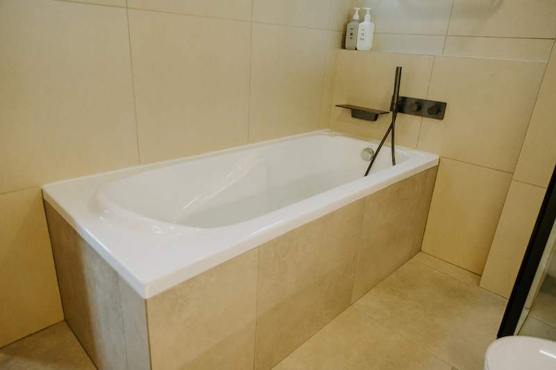 Bathtub to Shower Conversion in Singapore: What Is Under the Tub and What Decides the Price