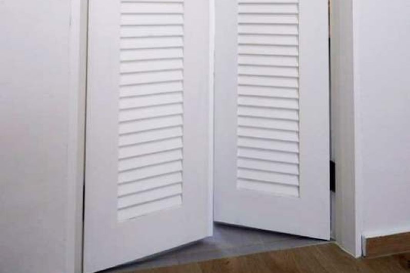 Replacing Bedroom and Toilet Doors in an HDB Flat: Door Only, or the Frame Too?